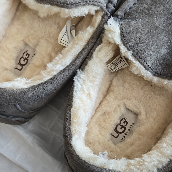 Men UGG Grey Suede LEATHER Loafers Comfort Cozy Loafers Shoes main image 4